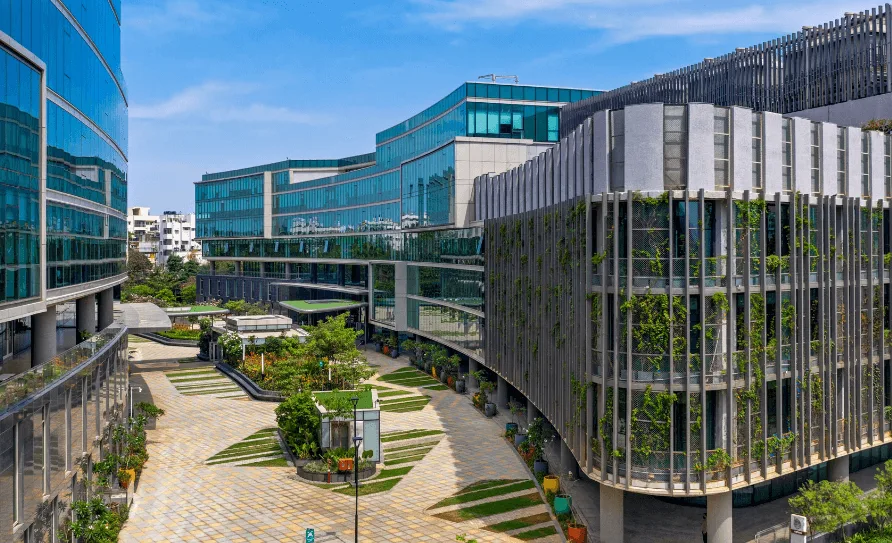 Integrated Apartments with Retail and Commercial Spaces 